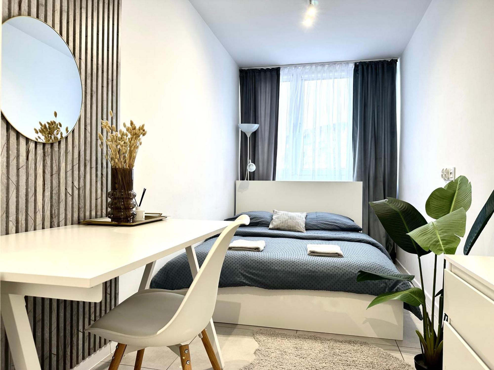 Apartment Moonlight ~ Self Check-in 24 ~ Parking & Lift *